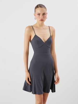 Lc Waikiki Yeni Sezon Kalp Yaka Askılı A Kesim Elbise