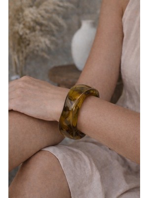 Sacce Scarves & Accessories Zeytin Yeşili Kehribar Görünümlü Geniş Vintage Akrilik Bilezik