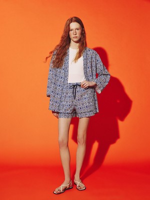 Lc Waikiki Yeni Sezon Beli Lastikli Desenli Kadın Şort