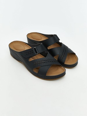 Lc Waikiki Yeni Sezon Deri Görünümlü Kadın Terlik