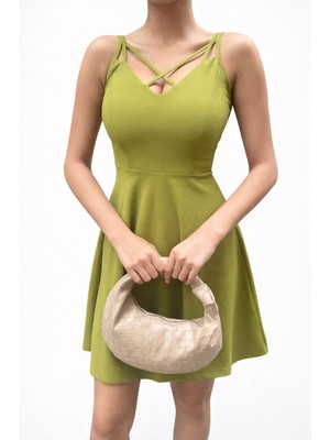 Cuyka Kadın Çapraz Askılı Scuba Krep Kloş Elbise