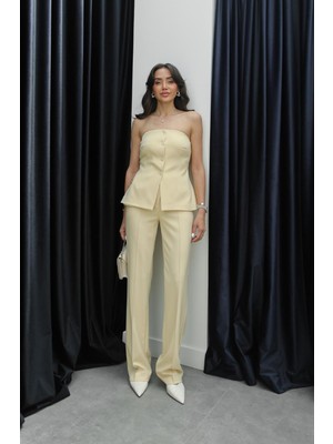 Havoş Açık Sarı Kaplama Düğmeli Straplez Pantolon Takım