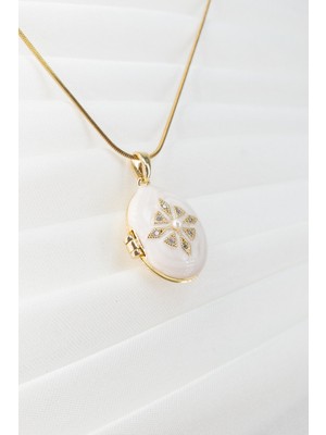 Stella Fortis Mine Detaylı Kapaklı Madalyon Kolye – Altın Renk Yılan Zincir