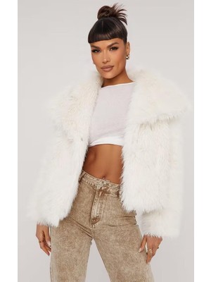 Kadın Suni Kürk Kaban – Premium Yumuşak Dokulu, Şık Tasarım Beyaz