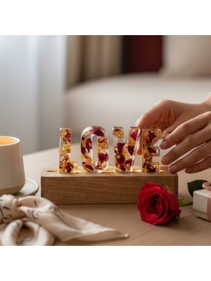 Nadisse Epoksi Reçine Love Yazılı Işıklı Masa Üstü Dekor
