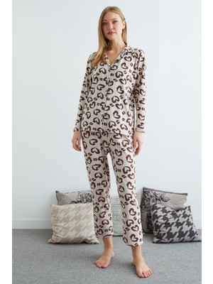 FullaModa Büyük Beden Kalp Baskılı Düğmeli Pijama Takımı