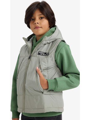 DeFacto Su İtici Baskı Detaylı Yelek Erkek Çocuk F7339A826SP