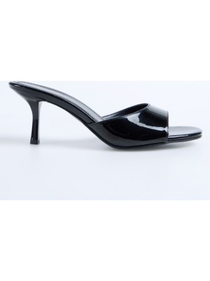 Fabrika Siyah Kadın Terlik Luan-Valerıa