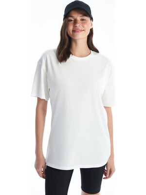 Lc Waikiki Yeni Sezon Bisiklet Yaka Düz Kısa Kollu Kadın Tişört