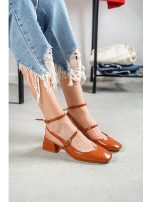 Divolya Tinya Taba Rugan Küt Burun Topuklu Günlük Ayakkabı