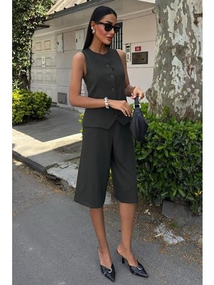 Bi Baksana Midi Şortlu ve Yelekli Viscon Takım 10167