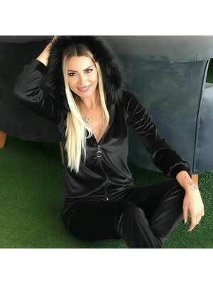Bi Baksana Kadın Uzun Kollu Önden Fermuarlı Kapşon Tüy Detaylı Kadife Bluz ve Pantolon Ikili Takım