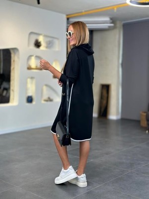 Bi Baksana Kadın Uzun Kollu Kapüşon ve Ribana Detay Diz Üstü Elbise