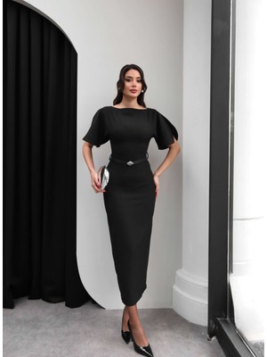 Esra Helvacı Omuz Dekolteli Kemerli Midi Elbise