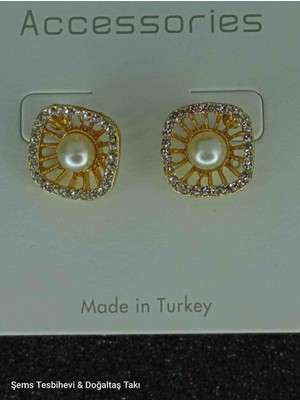 Şems Tesbihevi & Doğaltaş Takı Altın Kaplama Inci Detaylı Kare Model Küpe Zirkon Taşlı Şık Kadın Küpe