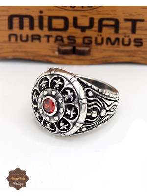 Midyat Nurtaş Gümüş Yakut Taşlı Süngü Motifli 925 Ayar Gümüş Erkek Yüzük 201024925