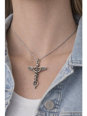 Herşey Nota Antik Kanatlı Asa Figürlü Gümüş Renk Unisex Kolye