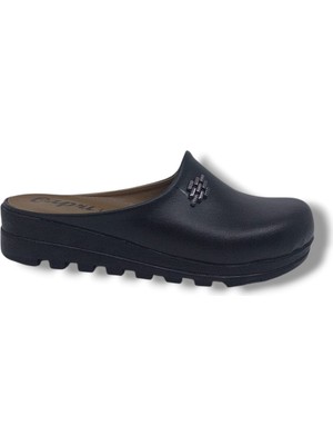 Zerhan Capri 250 Kadın Siyah Tokalı Burnu Kapalı Oda Terlik