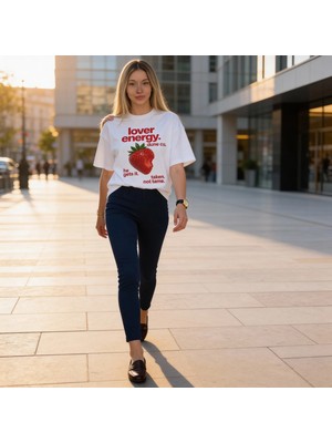 Dune Lover Energy Strawberry Oversize 3 İplik Pamuk Baskılı Beyaz T-shirt