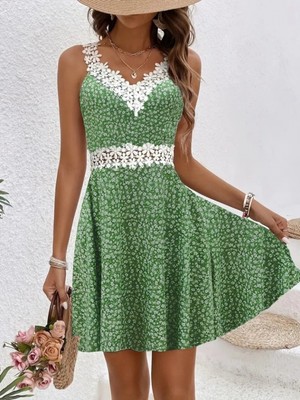 Marsilyan- Kadın Askılı Dantel Yakalı Çiçek Desenli Süprem Elbise