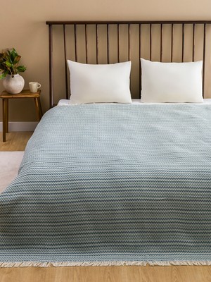 Lc Waikiki Yeni Sezon Nakış Detaylı Çift Kişilik Yatak Örtüsü 180X230 cm