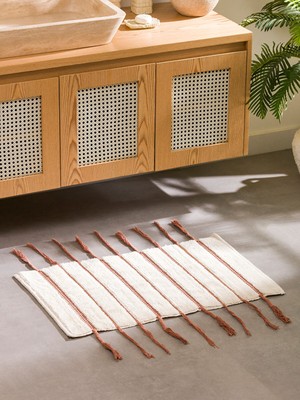 Lc Waikiki Yeni Sezon Çizgi Nakışlı Banyo Paspası 50X80 cm