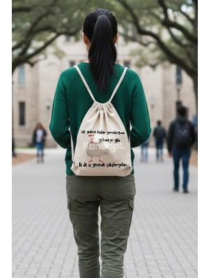 giftkonsept Bi De Iş Yerinde Çalıştırıyolar Tavuk Komik Baskılı Büzgülü Ayarlanabilir Ham Bez Sırt Çantası