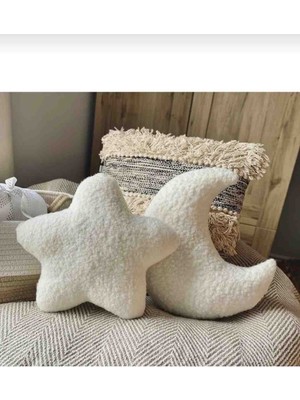 Emta Tasarım Ay ve Yıldız Dekoratif Kuzu Tüyü Yastık Ikili Set