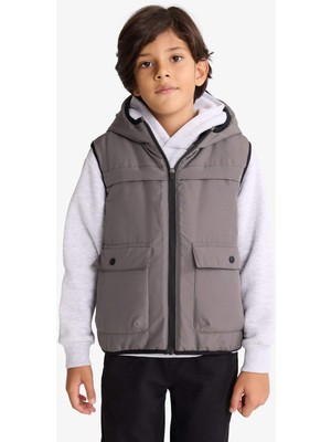 DeFacto Su İtici Kapüşonlu Cep Detaylı Yelek Erkek Çocuk F7340A826SP