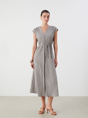 Lc Waikiki Yeni Sezon V Yaka Dokulu Elbise