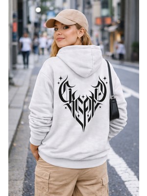 Camblys Sırt V Grafiti Baskılı Oversize Kapüşonlu Sweatshirt