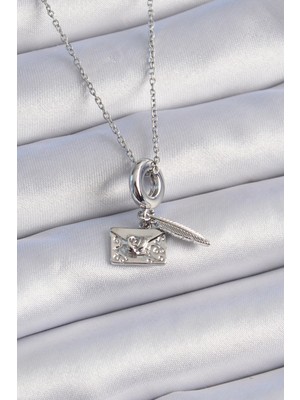 SHC4200 316L Çelik Gümüş Renk Kalp Detay Mektup Figür Charm Model Kadın Kolye