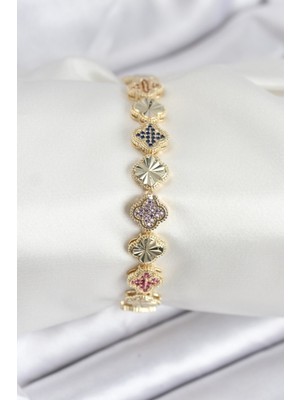 Pirinç Vıp Seri Yonca Zirkon Taşlı Kadın Bileklik - Lisinya