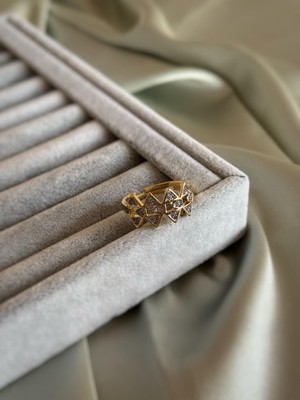 Aurah Taşlı Tasarım Yüzük