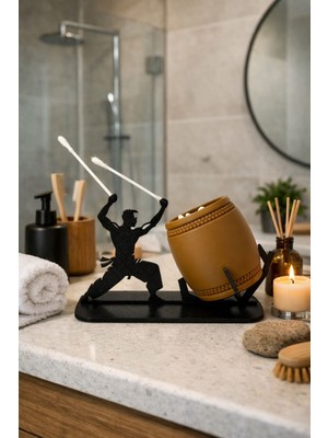 Novatech İnovasyon Samuray Figürlü Dekoratif Kulak Çubuğu Tutucu Dekoratif & Fonksiyonel Banyo Dekorasyonu Banyo Organizeri