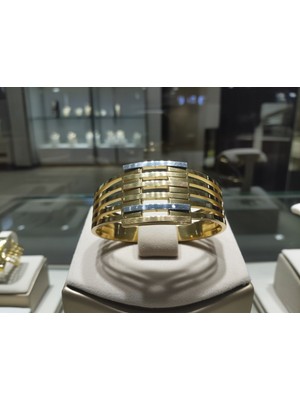 Jade'm Gold Paslanmaz Çelik Altın Kaplama Kelepçe