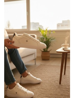Enoch Erkek Günlük Spor Ayakkabı Metal Logolu Sneaker Düz Tabanlı Klasik Court Modeli