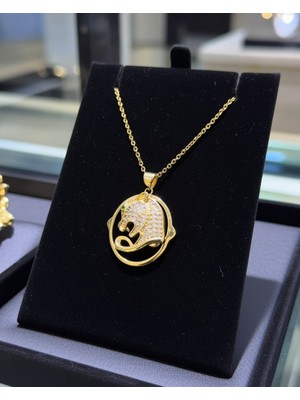 Jade'm Gold Paslanmaz Çelik Gold Zirkon Taşlı Figürlü Kolye