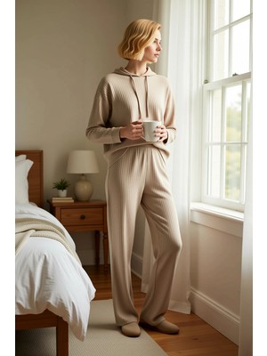 Benerly Kadın Kapüşonlu Düşük Kol Relaxed Kalıp Örme Pijama Takımı Uzun Paça Boru Paça Fonksiyonel