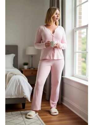 Benerly Kadın V Yaka Standart Kol Uzun Kollu Regular Fit Hırkalı Örme Pijama Takımı Fonksiyonel Şık