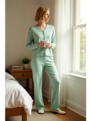 Benerly Kadın Gömlek Yaka Standart Kol Regular Kalıp Örme Pijama Takımı Fonksiyonel Dayanıklı Spor