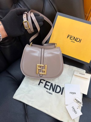 Fendi Logo Detaylı Ithal Çanta