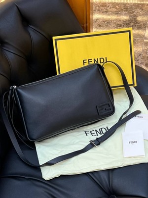 Fendi Logo Detaylı Ithal Çanta