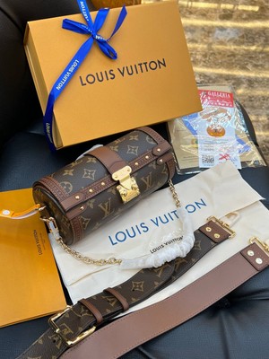 Louis Logo Detaylı Ithal Çanta