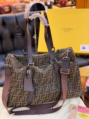 Fendi Logo Detaylı Ithal Çanta