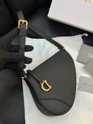 Christian Dior Logo Detaylı Ithal Çanta