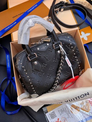 Louis Logo Detaylı Ithal Çanta