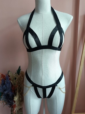 Nightlight Tina Strappy Tasarım Yan Zincir Detaylı Harness Sütyen Kaıdn Iç Giyim Takım