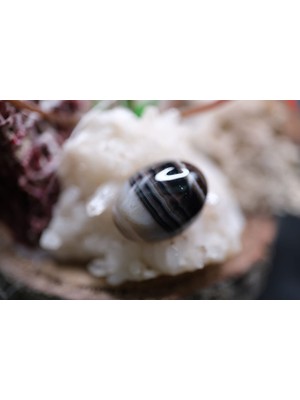 Aries 12.80CT 18.2X13.4MM Natural Banded Agate