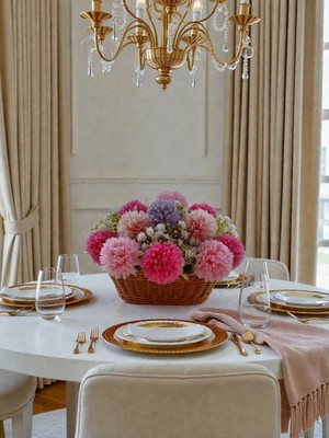 Neşeli Çiçekler Yapay Çiçek Aranjmanı 30X20 cm Hasır Sepette Özel Tasarım Dekoratif Çiçek Sepeti Hediyelik